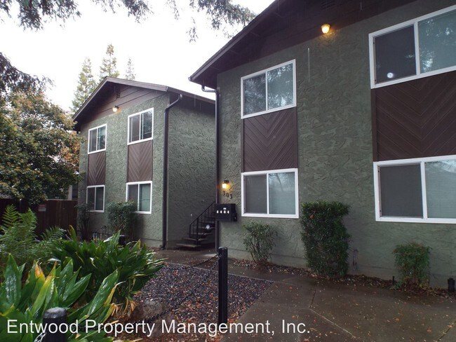 Exterior of 303 Hickory St, Chico CA